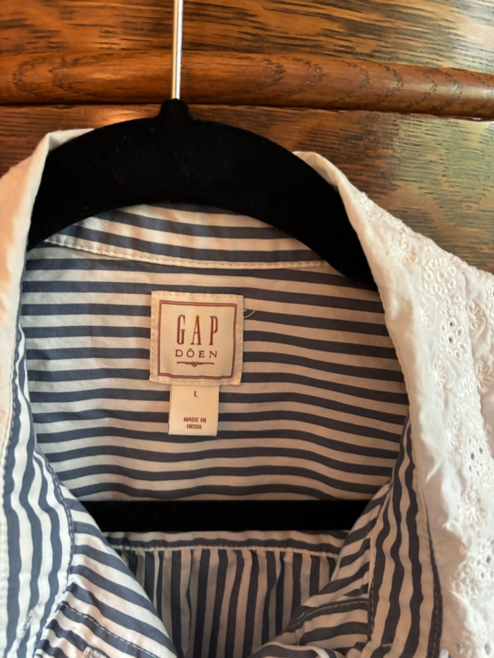 GAP x Doen Eyelet Collar Shirt - Picture 2 of 2